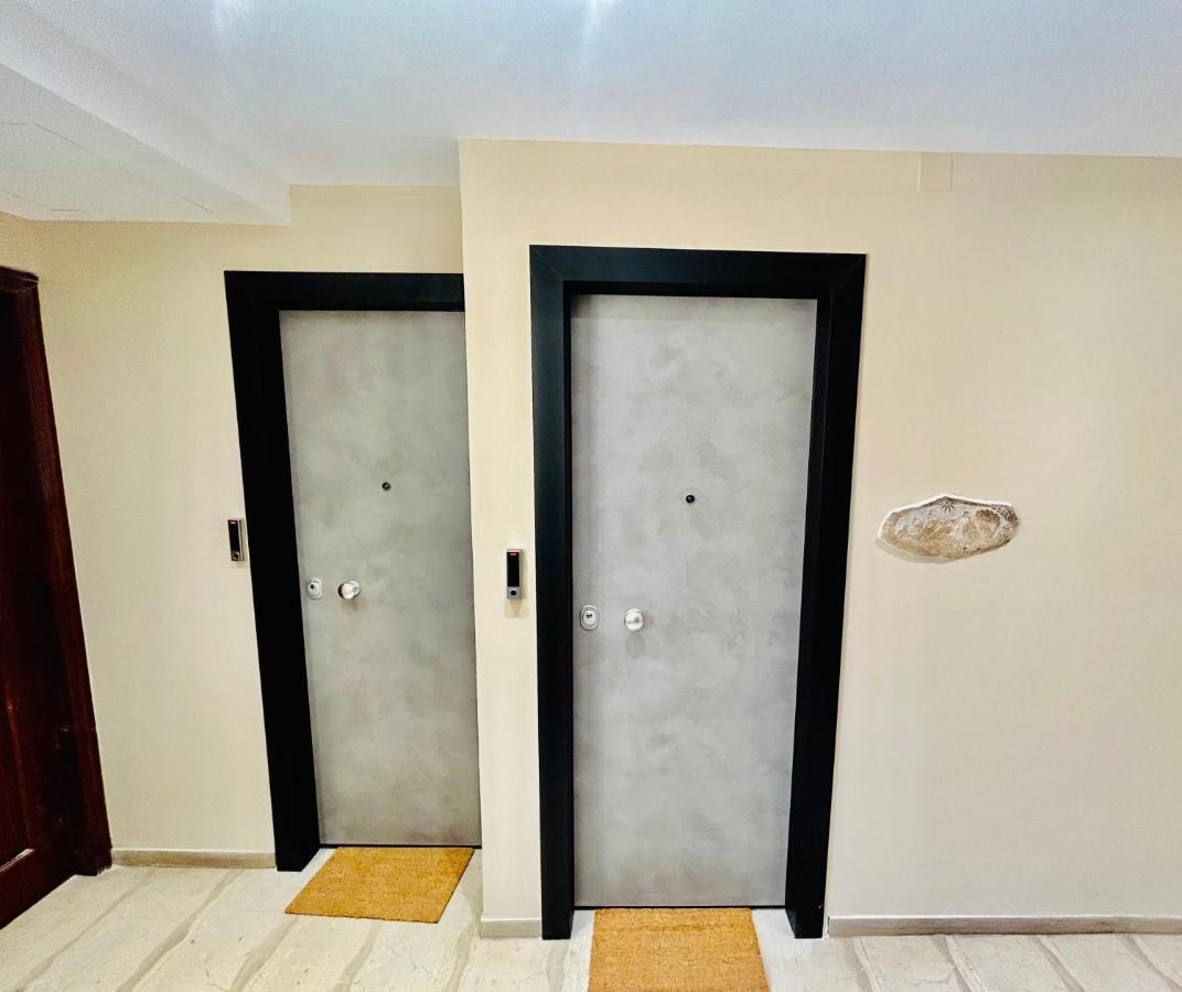 Port Twins Suites No1 Piraeus Luaran gambar