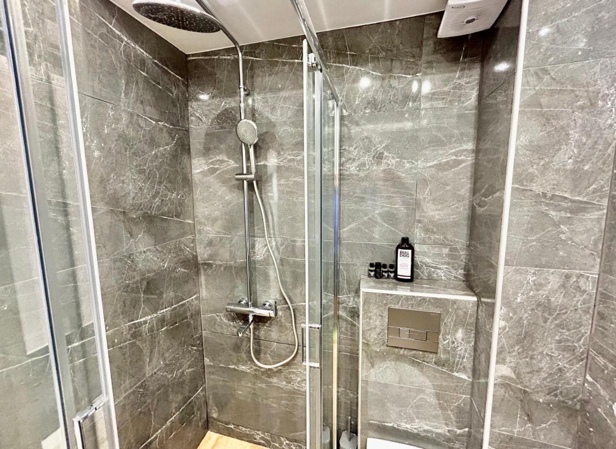 Port Twins Suites No1 Piraeus Luaran gambar