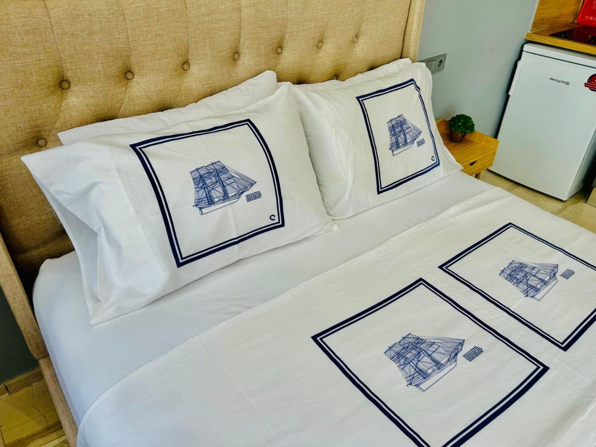 Port Twins Suites No1 Piraeus Luaran gambar