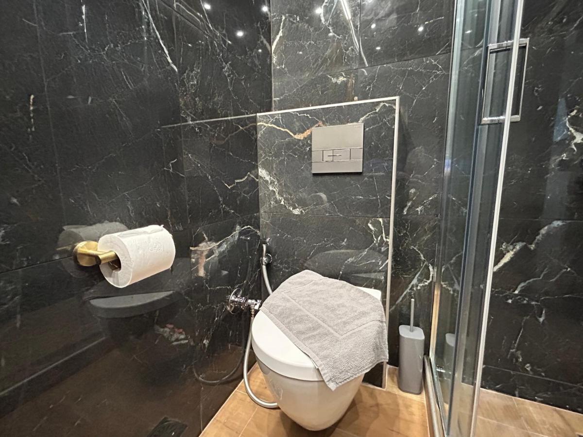 Port Twins Suites No1 Piraeus Luaran gambar